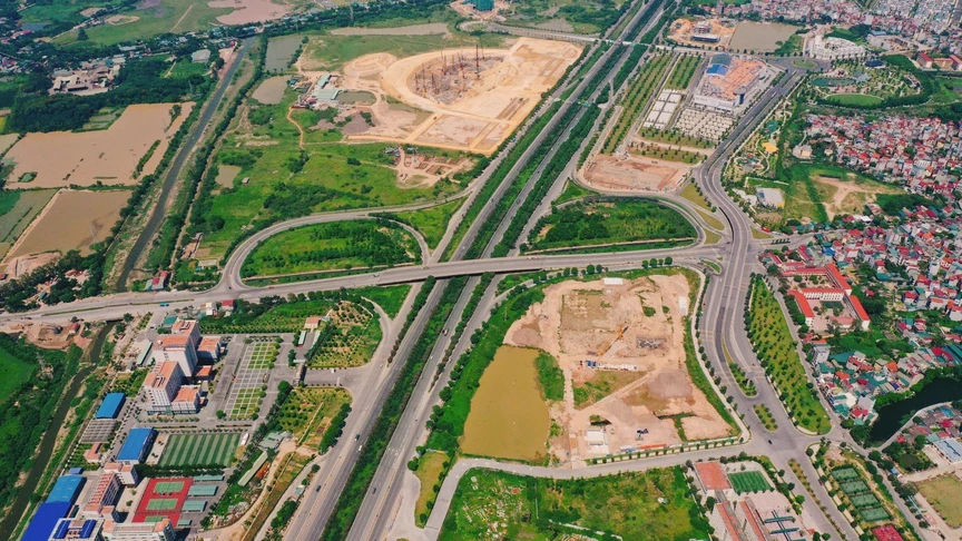 Thị trường đất nền tăng sức nóng những ngày cận Tết- Ảnh 2. Thị trường đất nền tăng sức nóng những ngày cận Tết- Ảnh 2.
