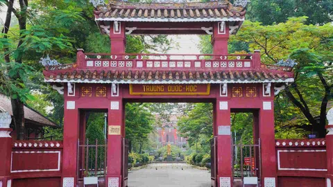 Choáng ngợp với loạt công trình kiến trúc Pháp giữa lòng Cố đô Huế