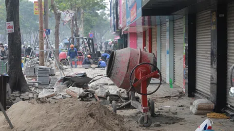 Hà Nội lại đến “mùa” đào xới vỉa hè