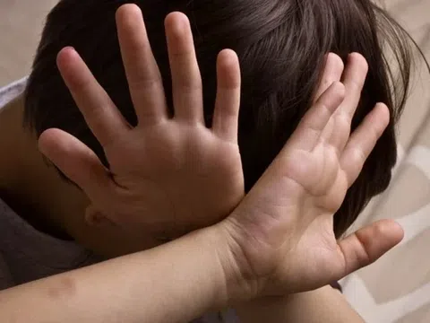 Cảnh báo thủ đoạn mới của tội phạm dụ dỗ trẻ em qua mạng xã hội