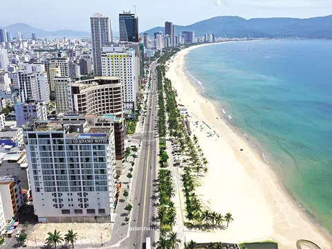 Việt Nam nên tạm dừng triển khai các dự án khách sạn ven biển