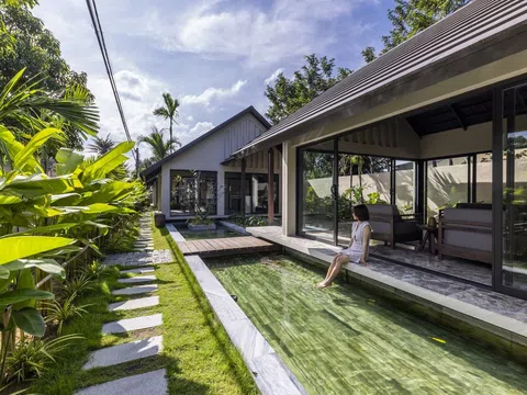 Ngôi nhà nghỉ dưỡng rộng 600 m2 lấy cảm hứng từ địa hình núi non