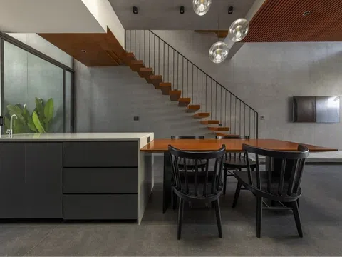 Nhà ống xây dựng trên diện tích đất 270m2 nhưng vẫn tràn ngập không gian xanh thoáng mát