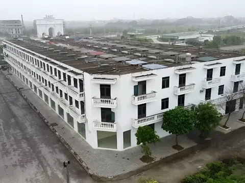 Thanh Hoá: Nguyên nhân khiến khu dịch vụ thương mại trên "đất vàng" bị để không nhiều năm