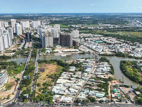 Hai cây cầu trọng điểm chuẩn bị hoàn thiện, người dân Q.7 và huyện Nhà Bè sắp thoát cảnh kẹt xe