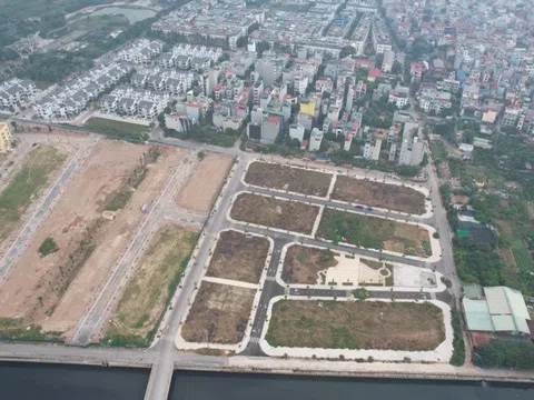 Vừa trúng đấu giá đất đã được gạ bán chênh hơn chục triệu đồng mỗi mét vuông