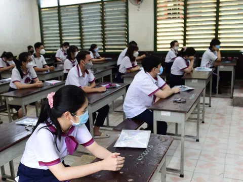 Học sinh trượt tốt nghiệp THPT năm 2024 sẽ có đề riêng khi thi lại